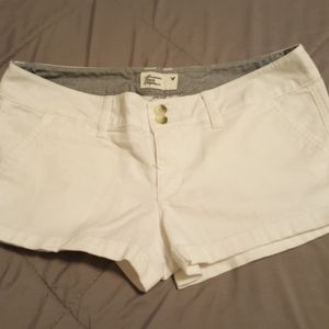 American eagle white shorts